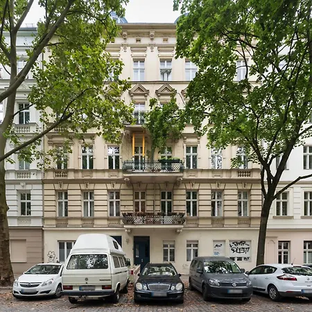 The Gleditsch - Schoeneberg Location, 1br, 1 Living Room, Group Friendly, Ideal For 2 - 4 Guests Διαμέρισμα *