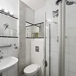 The Gleditsch - Schoeneberg Location, 1br, 1 Living Room, Group Friendly, Ideal For 2 - 4 Guests アパート *