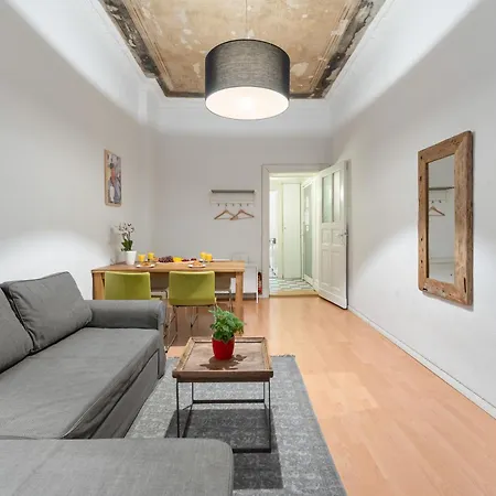 Appartement The Gleditsch - Schoeneberg Location, 1br, 1 Living Room, Group Friendly, Ideal For 2 - 4 Guests