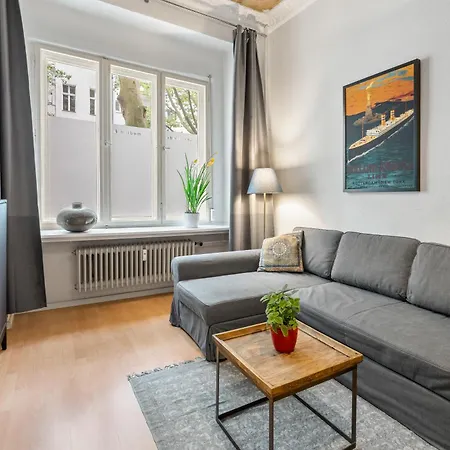 The Gleditsch - Schoeneberg Location, 1br, 1 Living Room, Group Friendly, Ideal For 2 - 4 Guests Apartamento Berlín