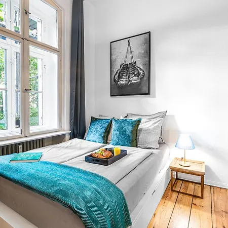 The Gleditsch - Schoeneberg Location, 1br, 1 Living Room, Group Friendly, Ideal For 2 - 4 Guests Apartamento Berlín