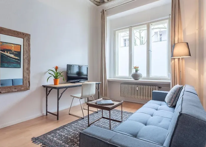 The Gleditsch - Schoeneberg Location, 1br, 1 Living Room, Group Friendly, Ideal For 2 - 4 Guests Berlijn
